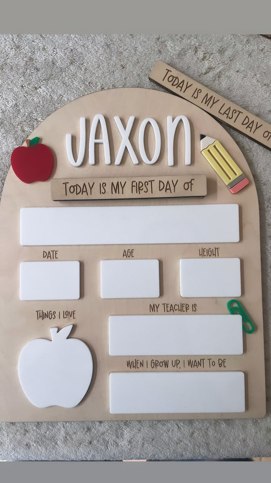 First/Last of Day of School-Apple, Pencil Theme