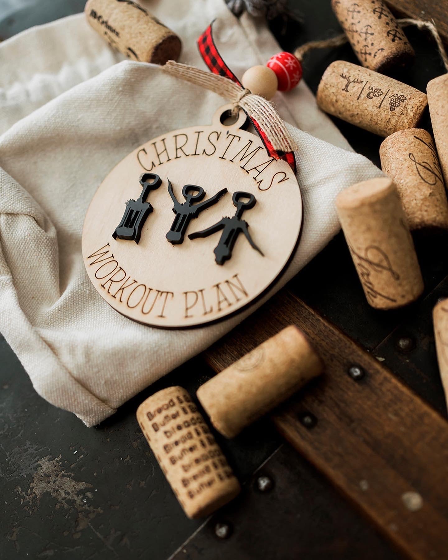 Christmas workout plan ornament